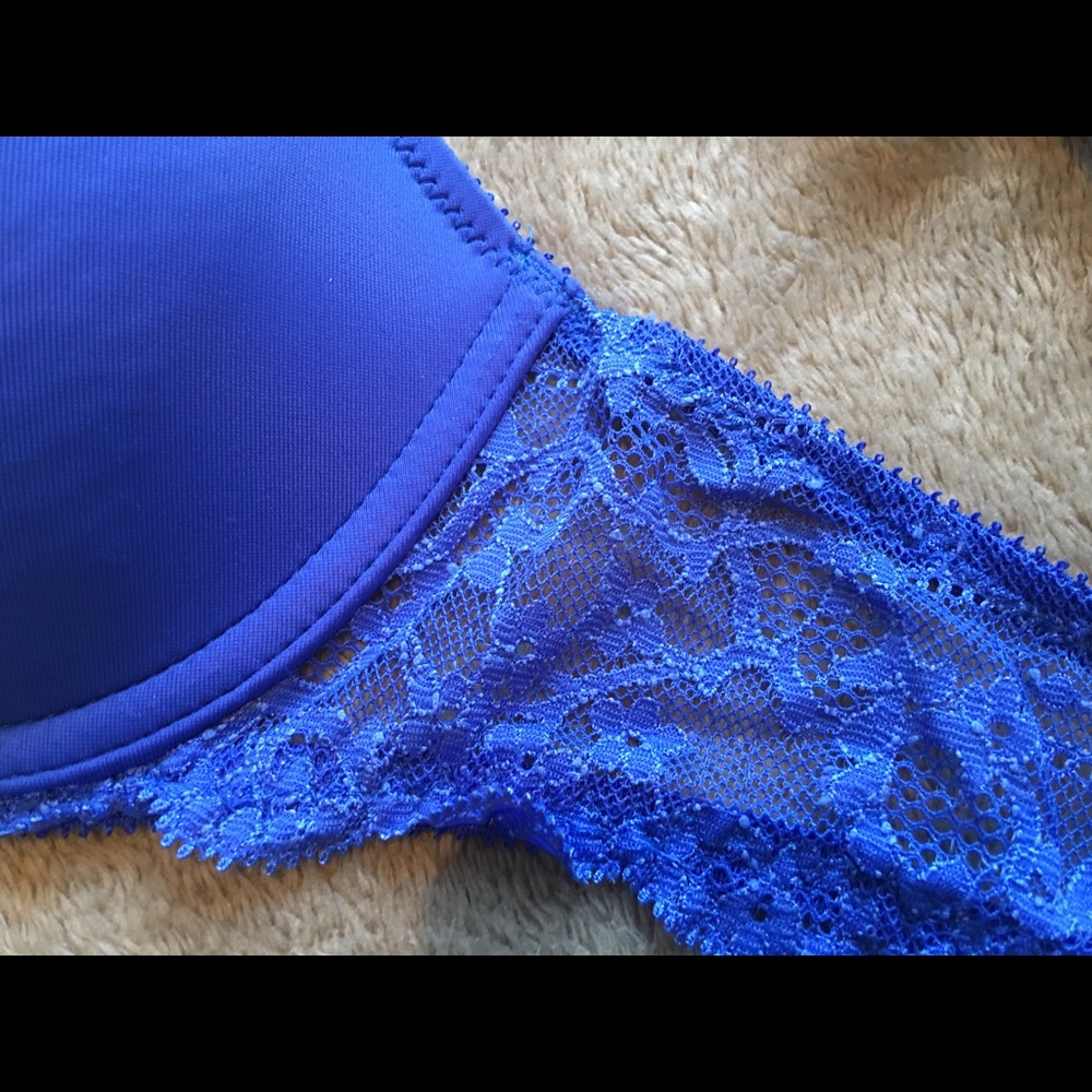 Lot of 4 bras - 2 Chantelle, Natori, Huit - Picture 6 of 8